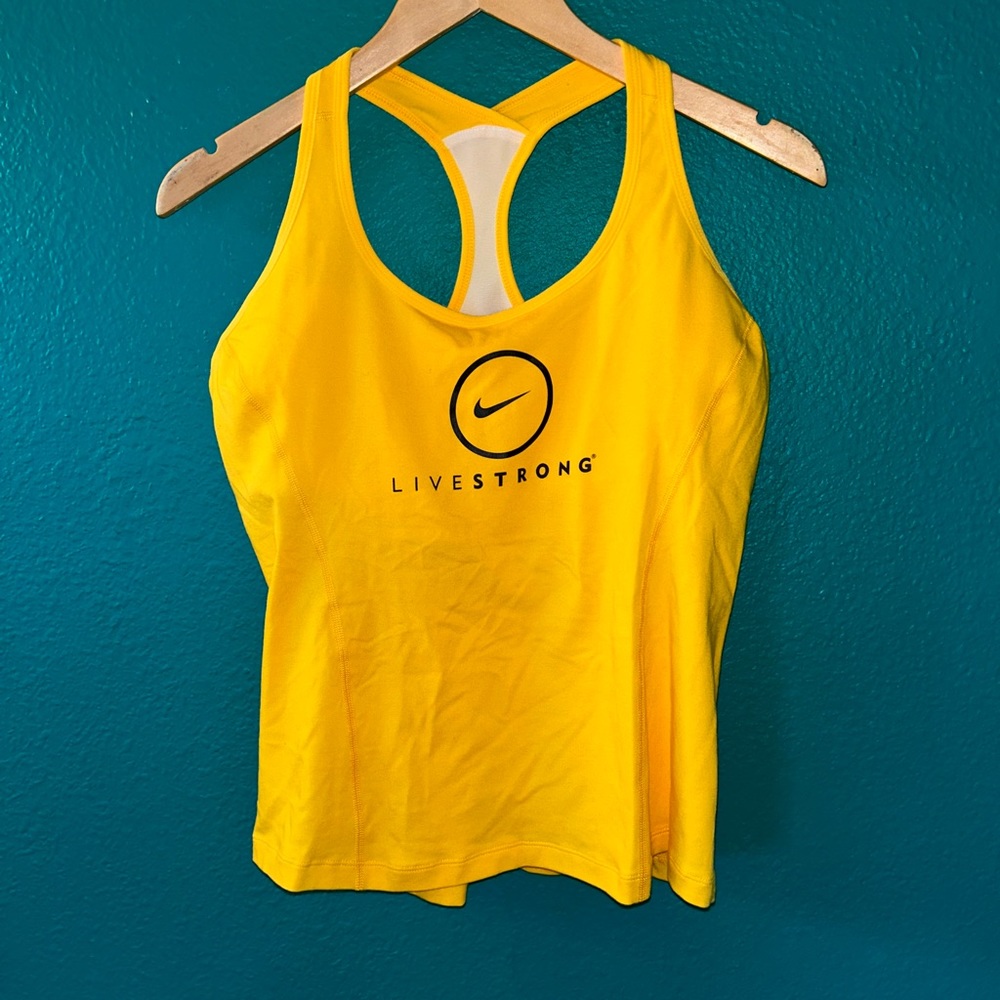 Nike Live Strong Activewear dry fit Tank Top size XL